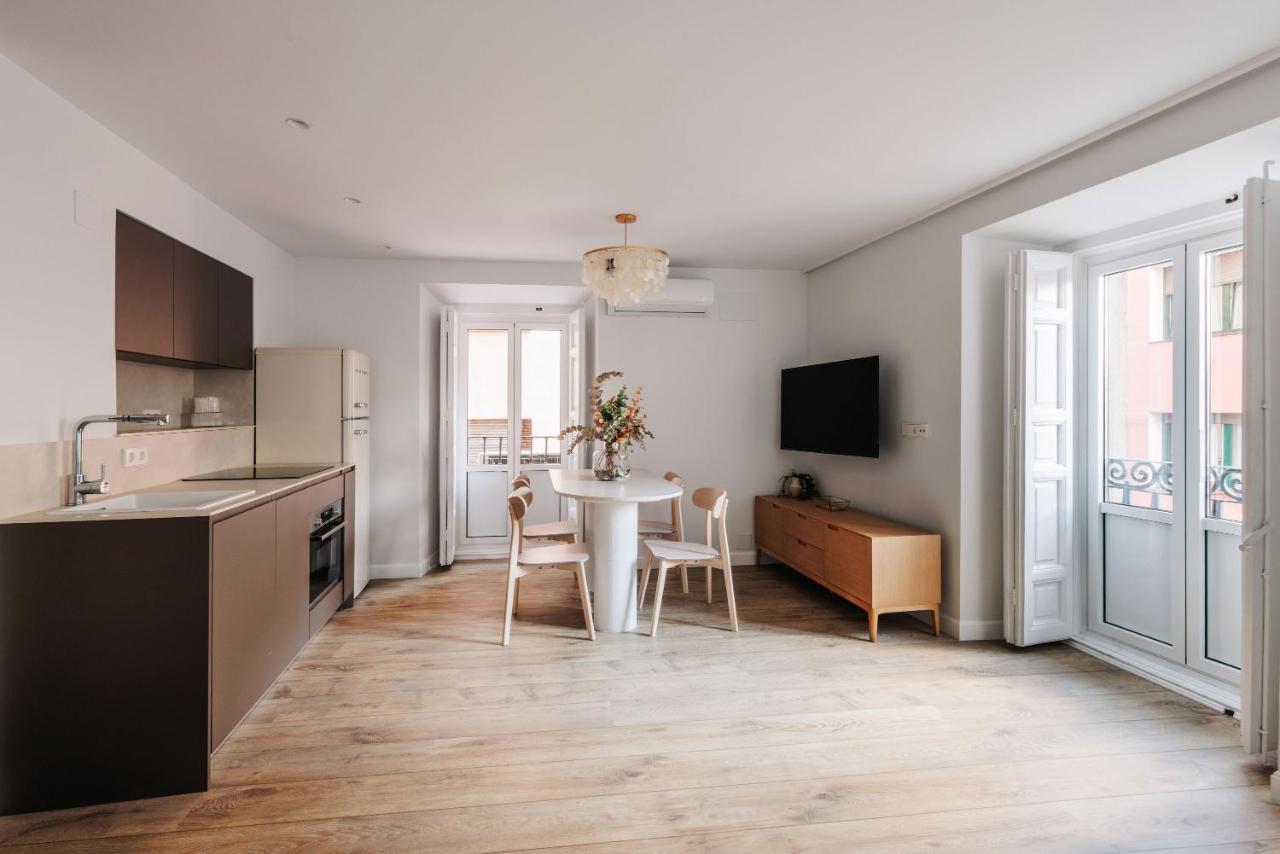 Beautiful Apartment In The Heart Of Madrid Bagian luar foto
